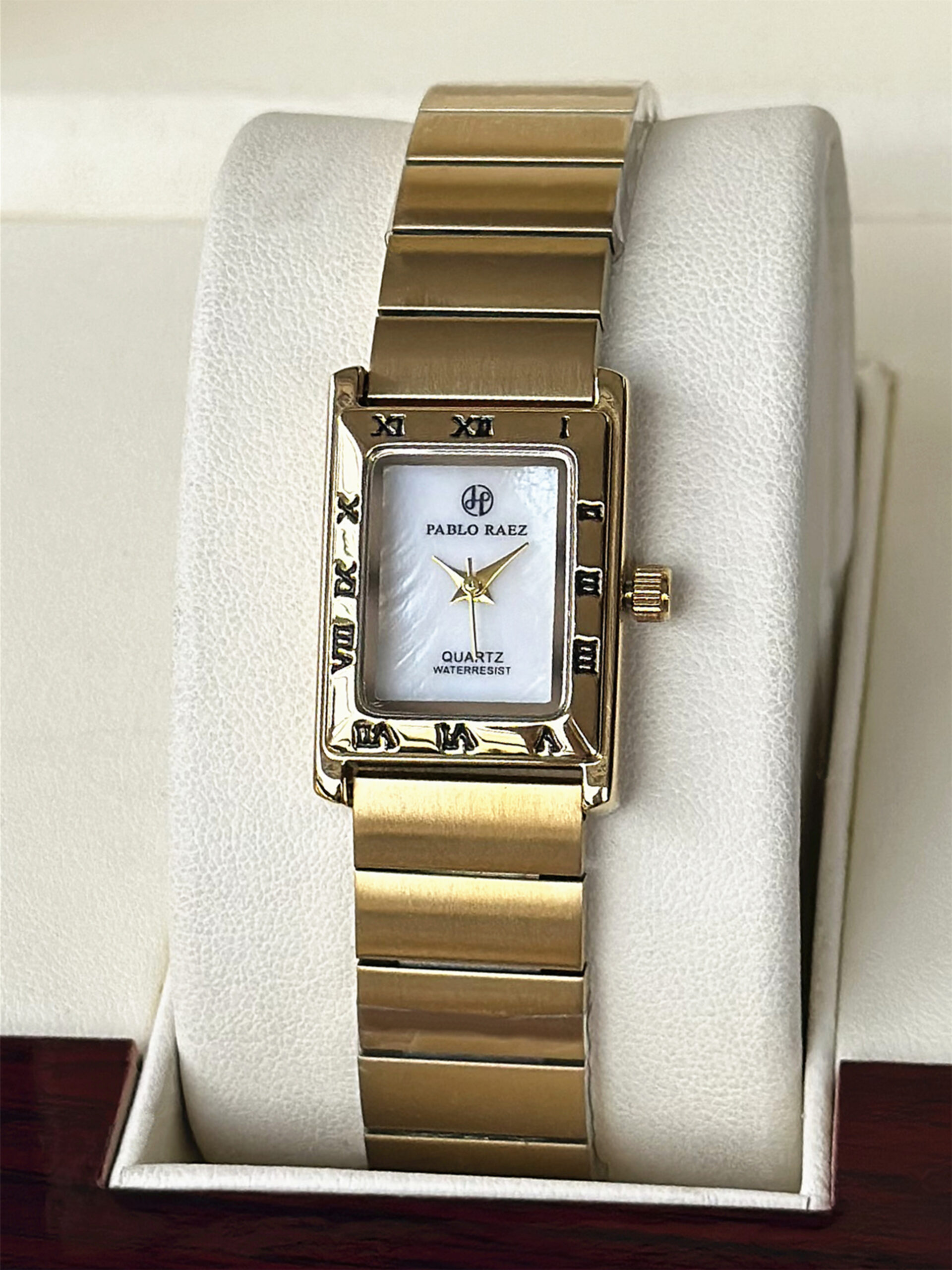 New Medieval Style Steel Belt Women's Watch Temperament Workplace Waterproof Square Gold Quartz Watch Advanced Sense Retro...