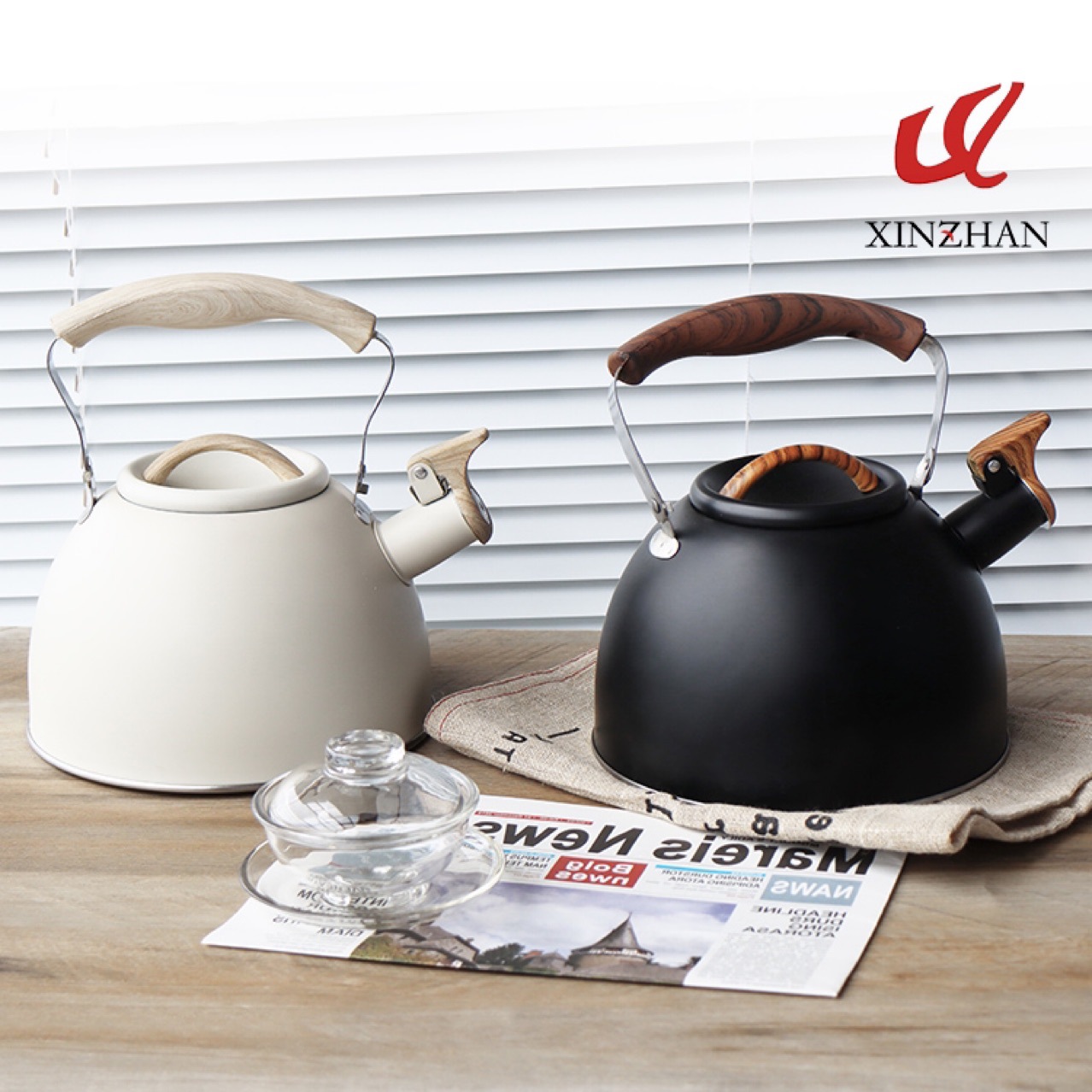 New cross border whistle kettle light luxury 2.5L flat bottom whistle kettle wholesale European style stainless steel whis...