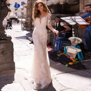 Women's dress Wedding gown Bridal lace long sleeve wedding gown train - Damenbekleidung | Technik & Gadgets