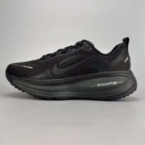 NIKE Vomero 18 Is A Simple, Comfortable, Breathable, Shock-absorbing, Lightweight And Casual Running Shoe - Schuhe