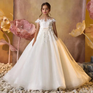 ​​Lace Princess Ball Gown With Train – Elegant Flower Girl Dress For Weddings & Birthday Parties (3-8 Years, 100-140cm) – ...