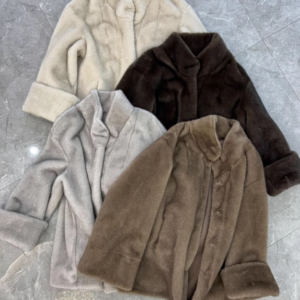 Women’s Clothing Faux Mink Coat – Oversized Teddy Jacket (6 Neutral Colors)​ - Damenbekleidung | Technik & Gadgets