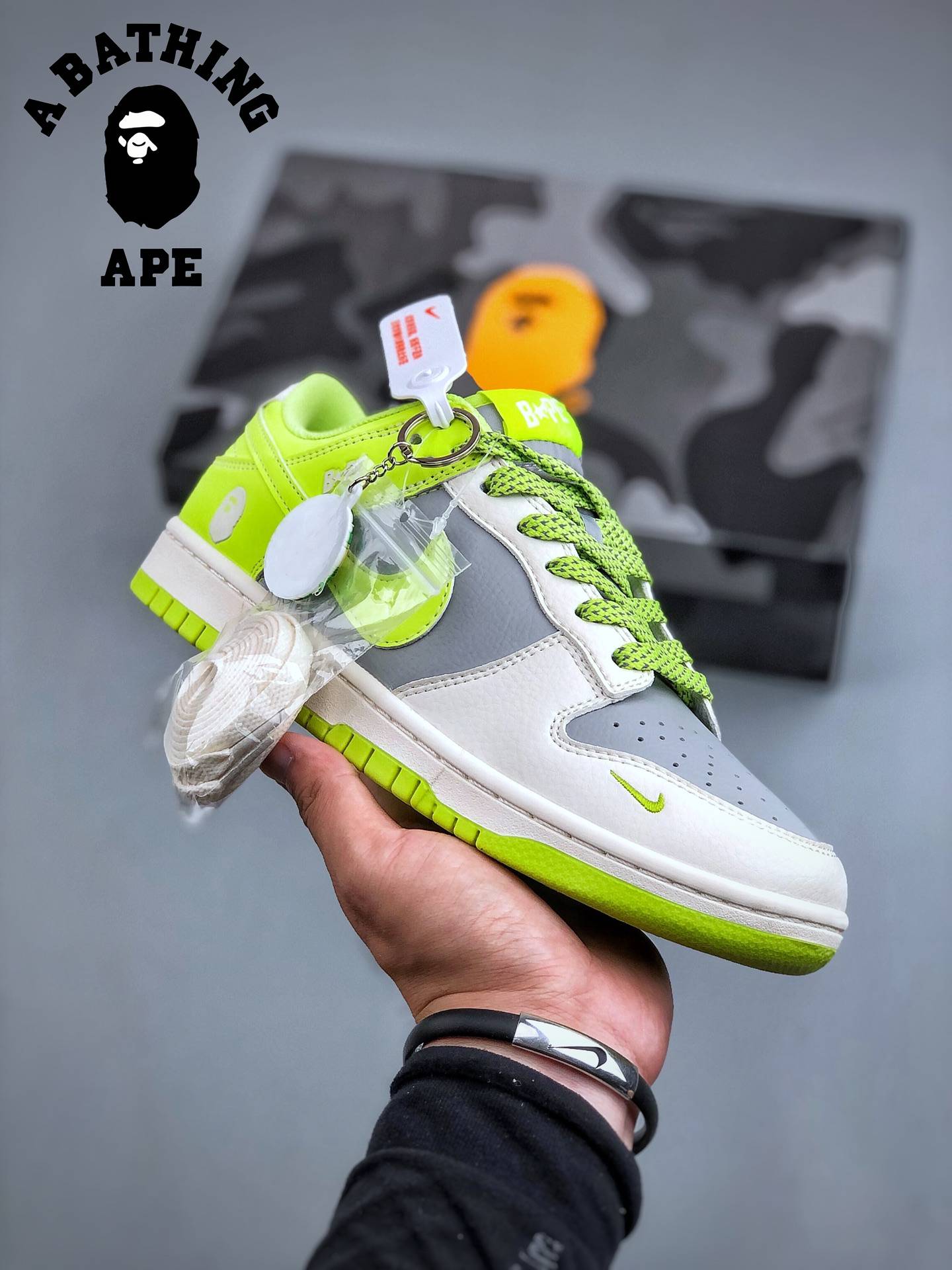 Nk-Dunk Low Bape-Ape Head Collaboration - White Gray Green Hook With Starry Sky High End Customized Low Cut Casual Board S...
