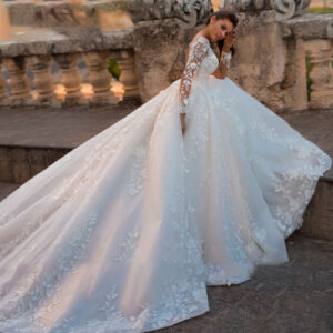 Women's Clothing wedding dress V neck new large tail wedding dress retro sexy tulle long sleeved wedding dress - Damenbekl...