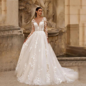 Elegant Long Train Wedding Dress For Bride - Slim Fit, Luxurious Design, Outdoor Ceremony, Romantic & Ethereal Gown - Dame...