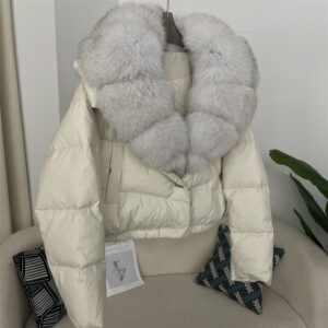 Women's Clothing Winter New Style Women's Short Fashionable Warm Down Jacket Small Size Stylish Oversized Real Fox Fur Col...