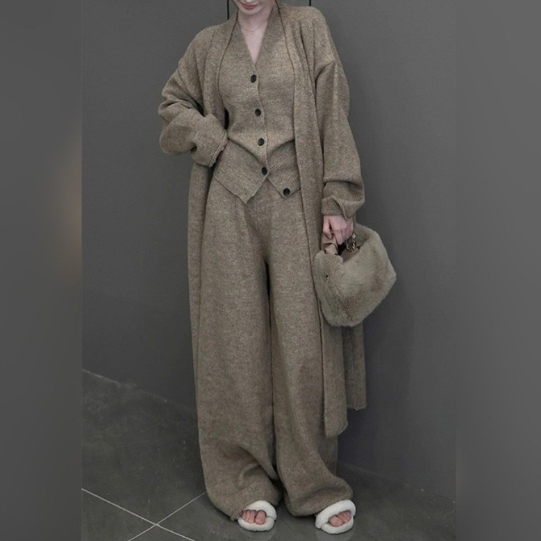 Women's Clothing High grade lazy temperament simple knitted suit autumn and winter new sleeveless vest sweater cardigan pa...