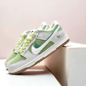 Polaroid X Nike SB Dunk Low Classic Casual Sneaker - Schuhe | Technik & Gadgets