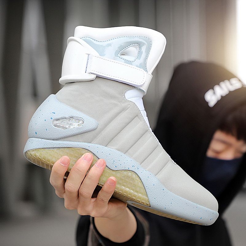 2022 Classic High-end Shoe King USB Charging Luminous Casual Light Shoes Back To The Future MAG Men's Boots - Kinderkleidung