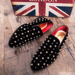European Station Fashion Men's Shoes New Leather Casual Loafer Shoes Trendy Rivet Crystal Diamond Men's Shoes With Low Top...