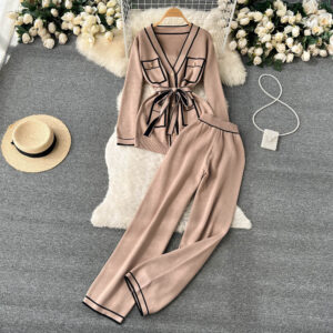 Women's gentle style contrasting color suit for women + long-sleeved V-neck tie sweater + two-piece set of drapey wide-leg...
