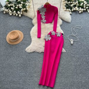 ​​Elegant Two-Piece Set – Embellished Long-Sleeve Crop Top & High-Waisted Pencil Skirt, Chic Evening Outfit​​ - Damenbekle...
