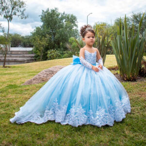 ​​Vintage Lace Princess Dress With Long Train – Elegant Party, Piano Recital, And Pageant Gown For Girls​​ - Kinderkleidung