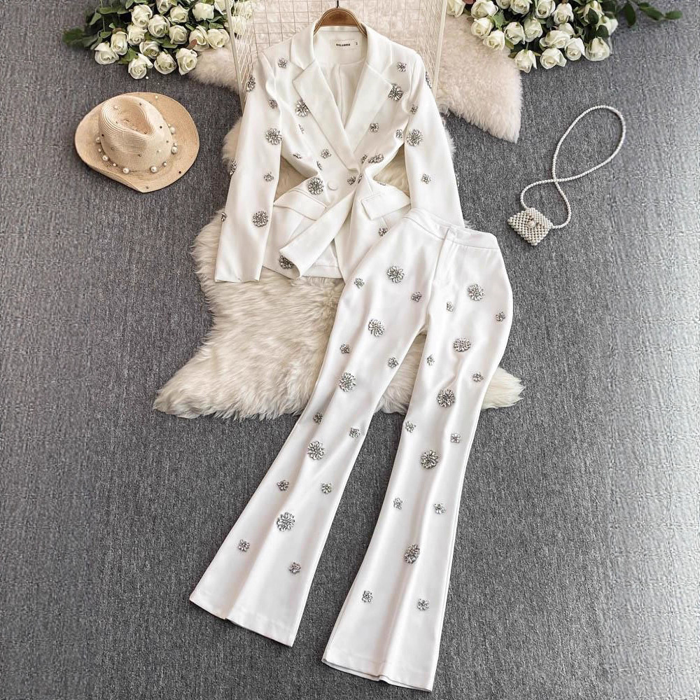 A Light Hearted Female Professional Commuter Wear Two Piece Suit With Diamond Flowers And Waist Hugging Versatile Suit Jac...
