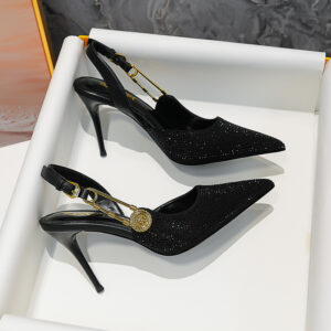 p7Summer New Baotou Sandals Women's Rhinestone Pointed Toe Shoes Temperament Lady High Heels Black Half Slippers - Schuhe