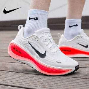 Nike Vomero Plus White And Red Men's Sports Leisure Low-Top Running Shoes HV8150-100 - Andere Sportarten | Technik & Gadgets
