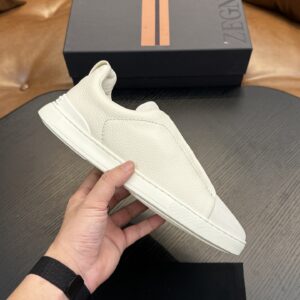 Giordano Casual Sneakers This Triple Stitch™ Low-top Sneakers Are Soft Cowhide Suede, Adding Sophistication Casual - Schuhe