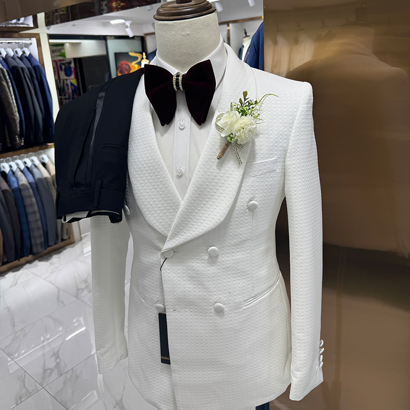 Elegant Jacquard Men's Suit Set For Wedding, Business & Formal Occasions - 3-Piece Slim Fit Tuxedo With Shawl Lapel (Jacke...
