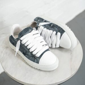 New European Sneakers, Thick-soled Casual Versatile Men's Shoes, Non-slip - Schuhe | Technik & Gadgets