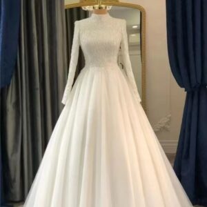Women's Clothing Long Sleeved High End Wedding Dress New White Simple Temperament Light Luxury Hepburn Bride Wedding Recep...